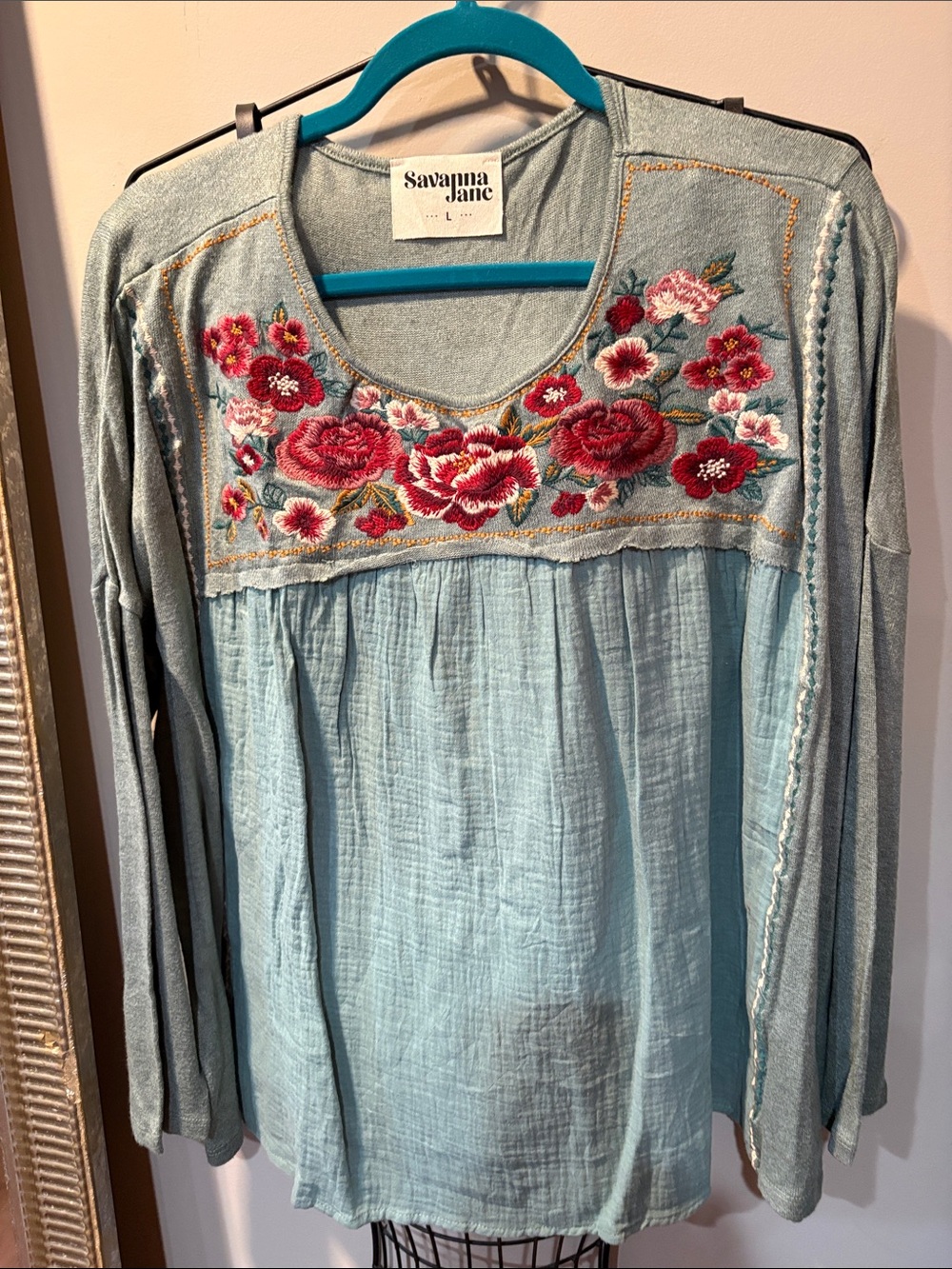Savanna Jane Light Green Floral Embroidered Long Sleeve Tunic